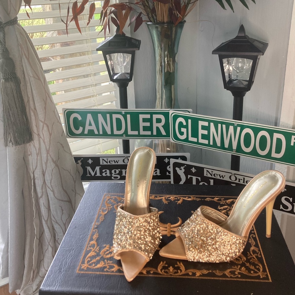 Women sequins pumps